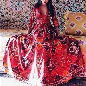 LAST CHANCE! Pretty bohemian red maxi dress Medium